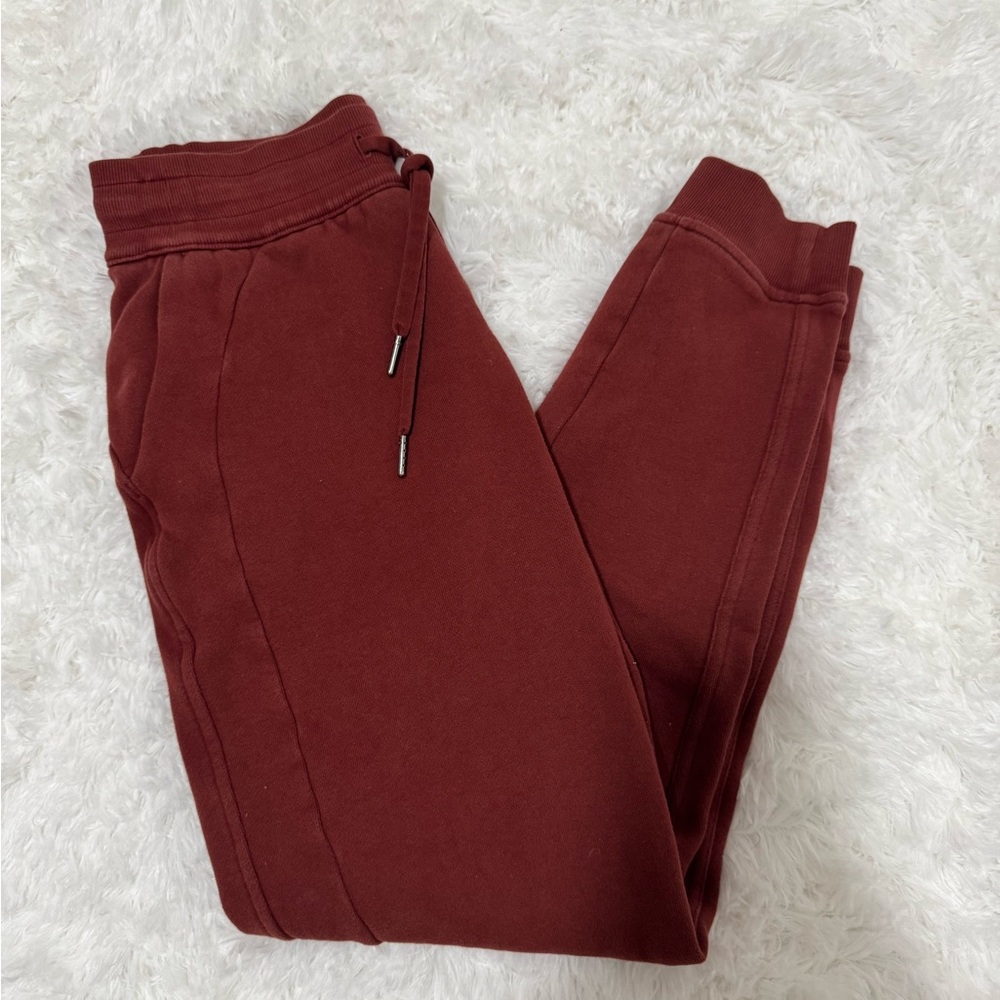 Lulu lemon scuba joggers
